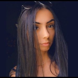 Meet your Posher, Abby